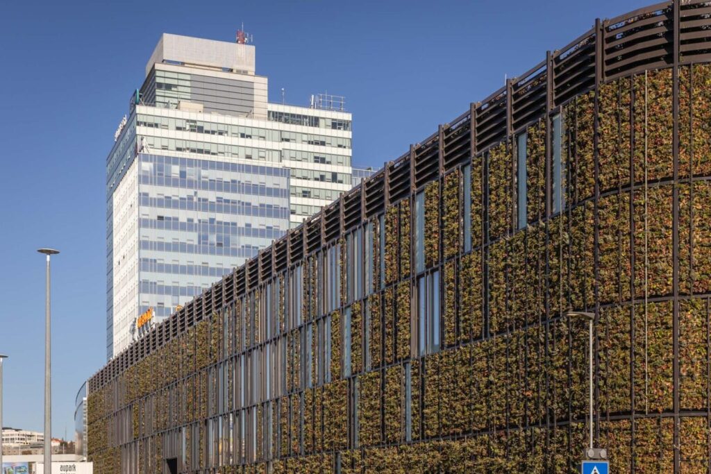 aupark-zelena-fasada